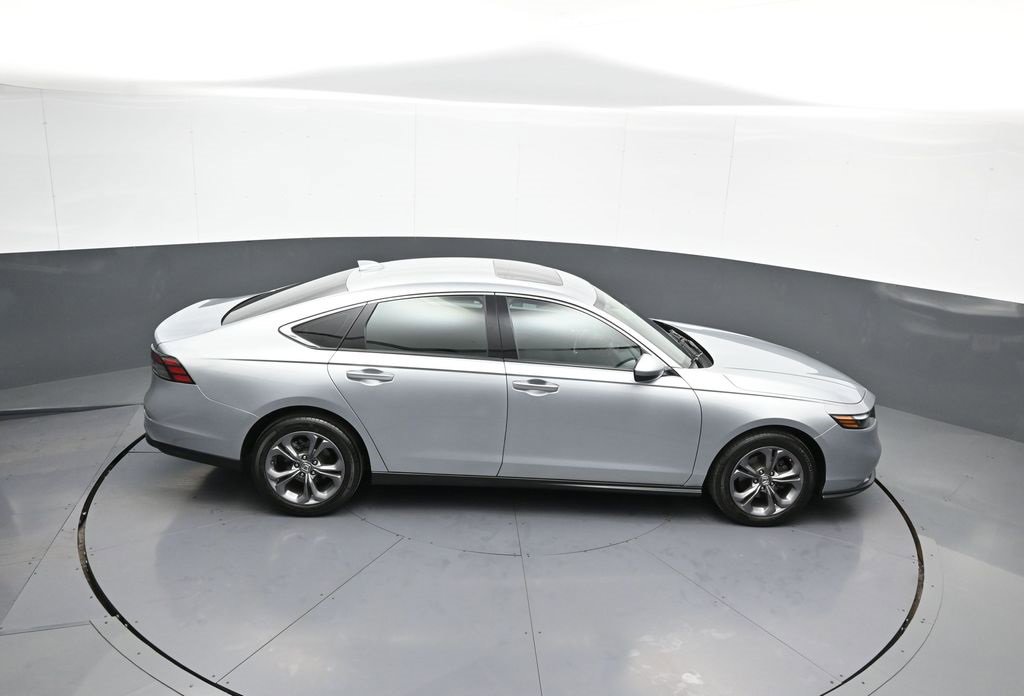 Certified 2024 Honda Accord EX image 37