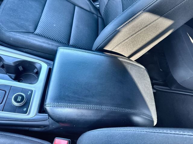 Used 2023 Ford Explorer XLT image 20