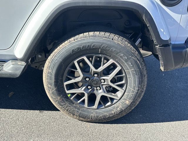 New 2026 Jeep Wrangler Sahara image 21