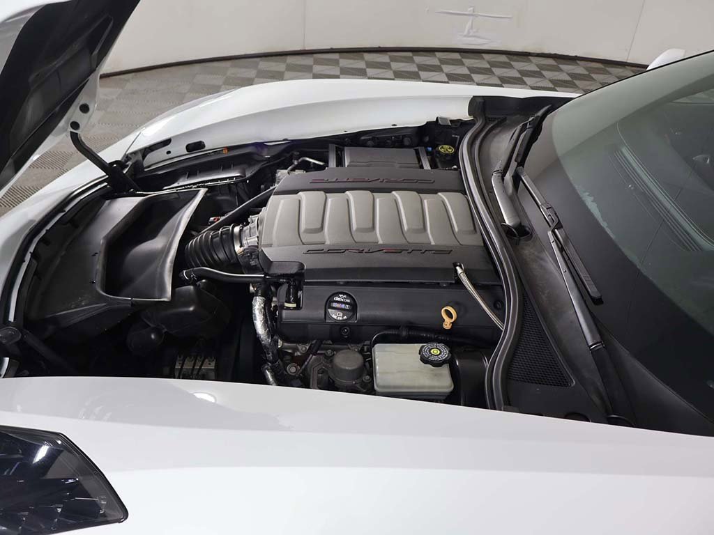 Used 2019 Chevrolet Corvette Stingray Coupe w/ 1LT image 18