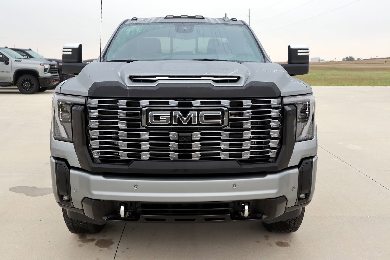 New 2026 GMC Sierra 2500 Denali Ultimate image 2