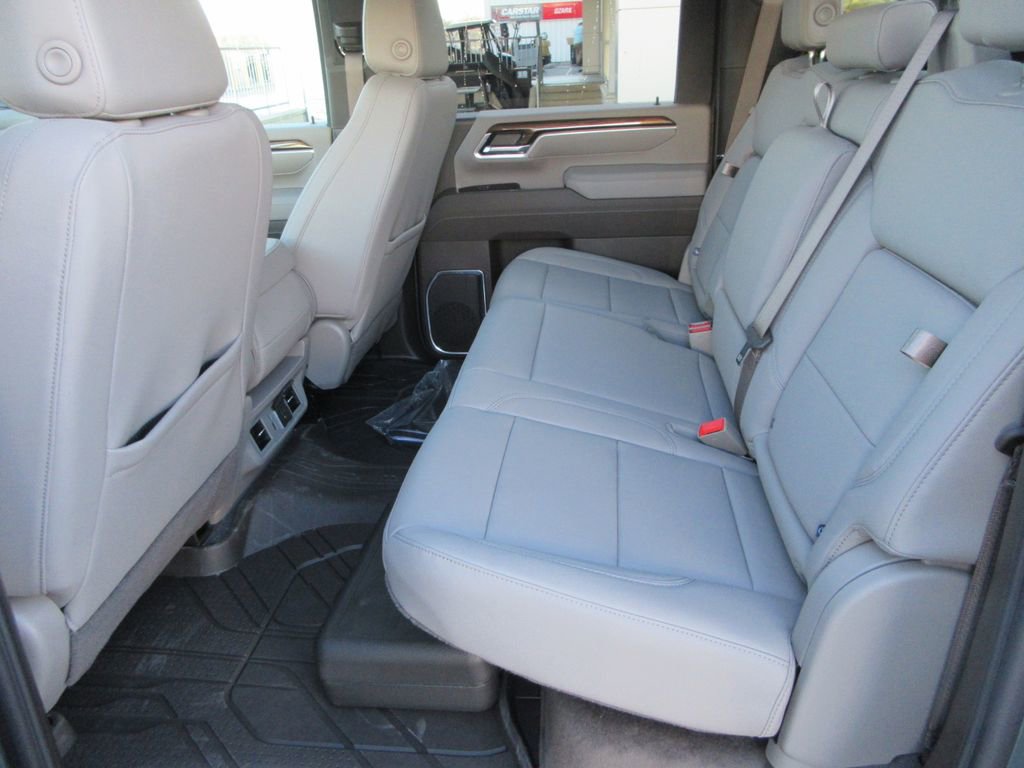 New 2026 Chevrolet Silverado 3500 LT w/ All Star Edition image 17