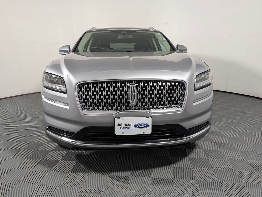 Used 2021 Lincoln Nautilus FWD w/ Equipment Group 101A image 3