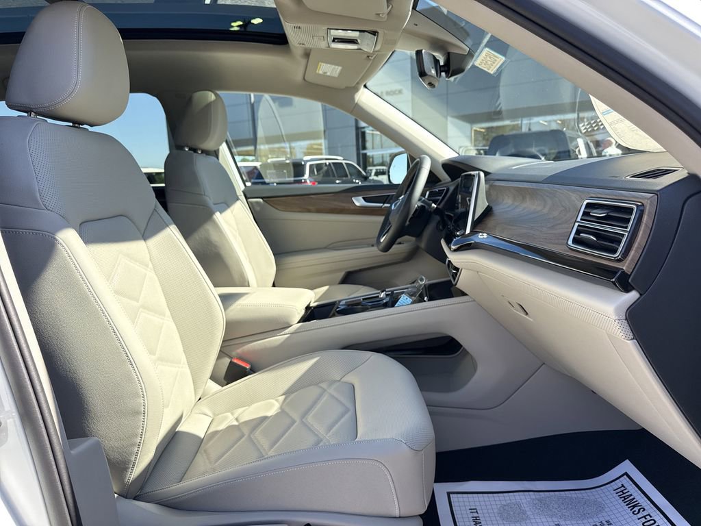 New 2026 Volkswagen Atlas SE image 23