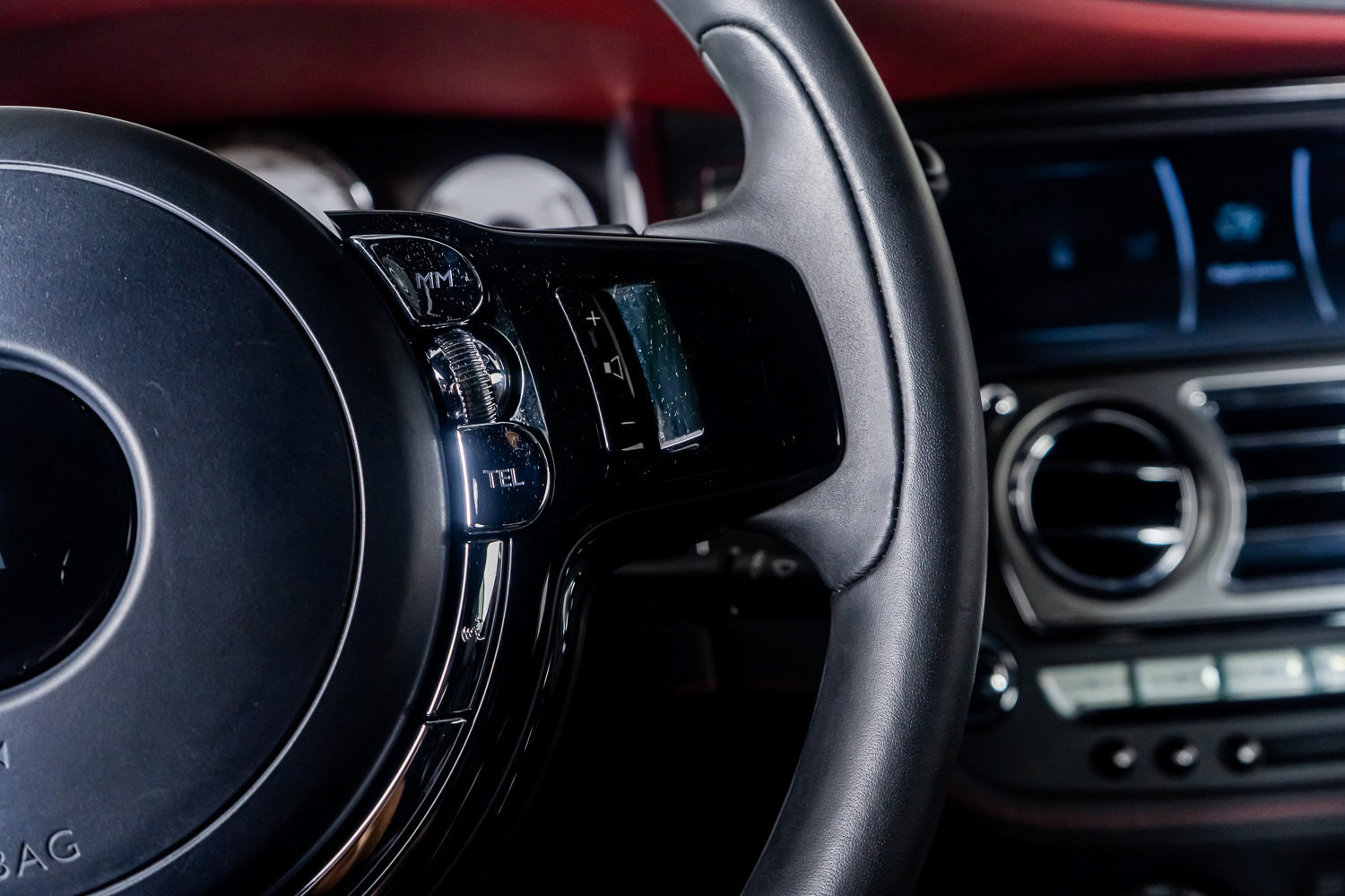 Used 2019 Rolls-Royce Wraith image 43