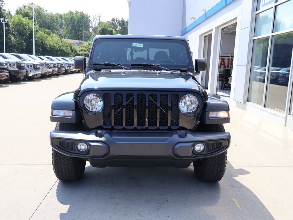 Used 2021 Jeep Gladiator Sport AWD/4WD image 5