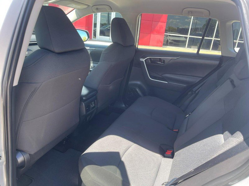 Used 2021 Toyota RAV4 LE w/ Carpet Mat Package (TMS) image 17