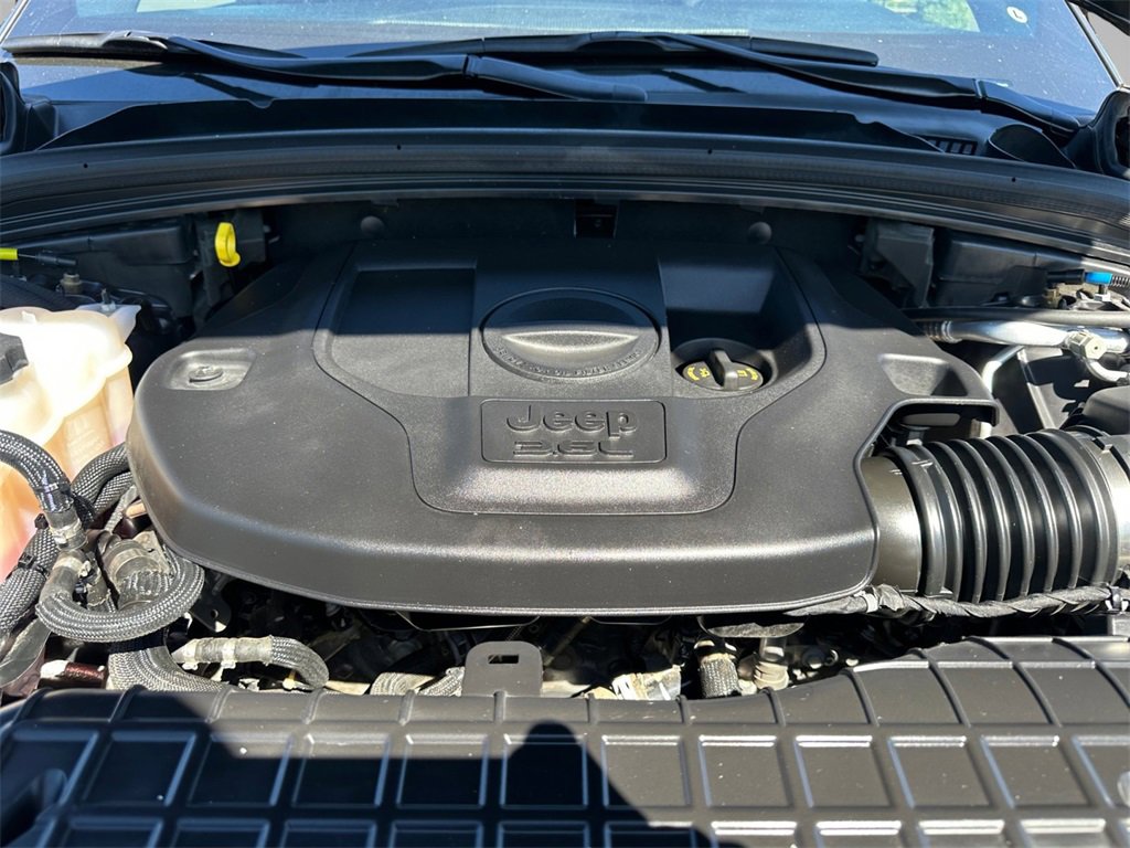 Certified 2023 Jeep Grand Cherokee L Overland image 10