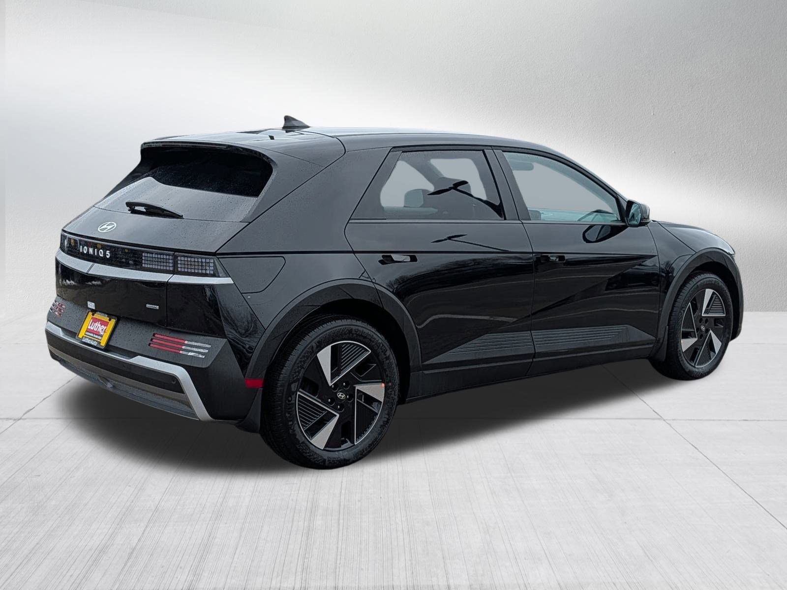 New 2026 Hyundai Ioniq 5 SEL image 4