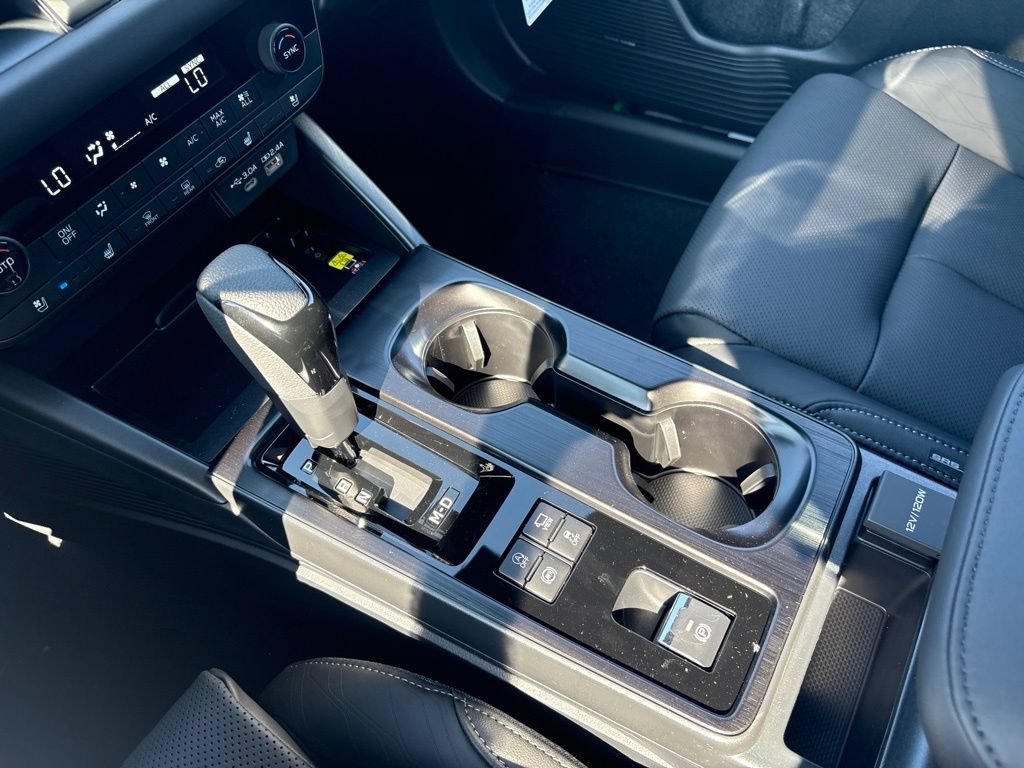New 2026 Subaru Outback Touring XT AWD/4WD image 17