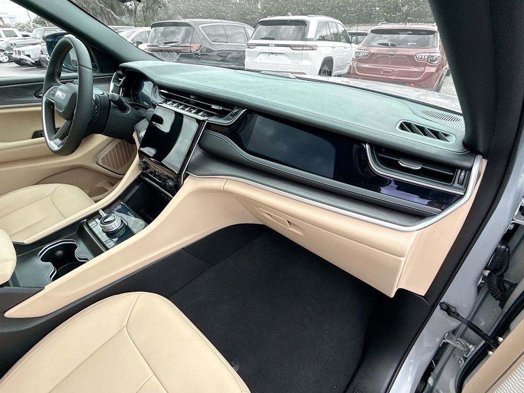 New 2024 Jeep Grand Cherokee Limited 4xe image 34