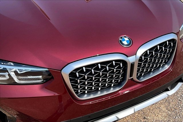 Used 2023 BMW X4 xDrive30i w/ Premium Package AWD/4WD image 31