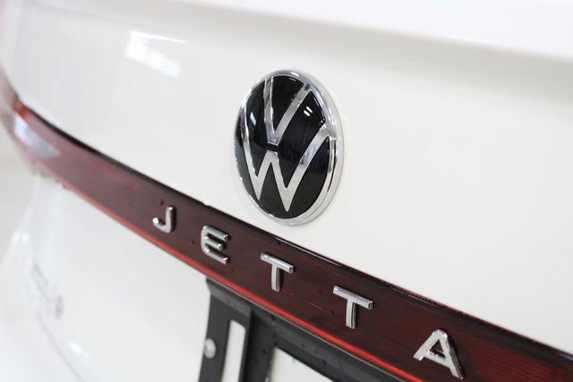 New 2026 Volkswagen Jetta SE FWD image 30