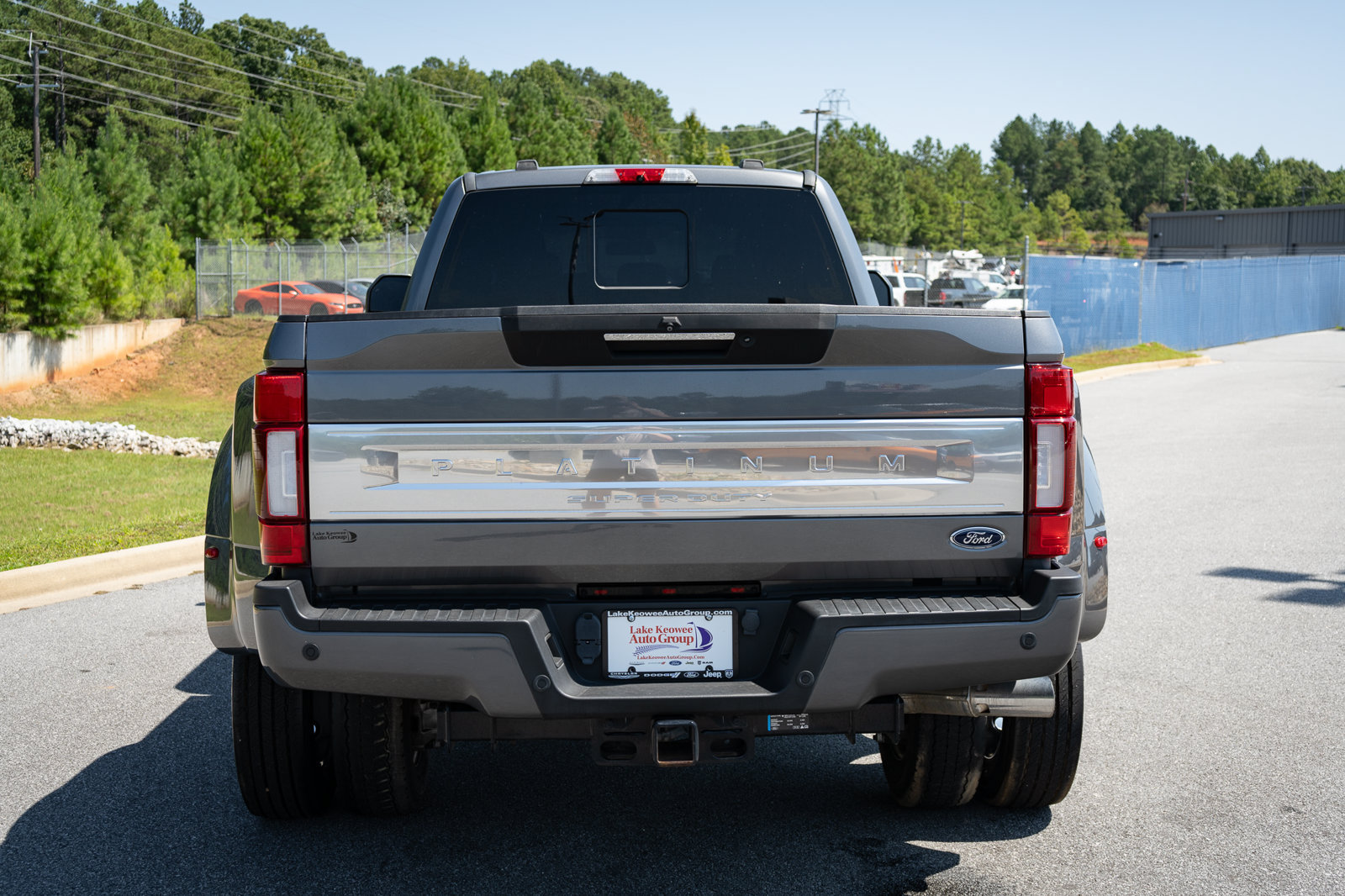 Used 2022 Ford F450 Platinum w/ FX4 Off-Road Package AWD/4WD image 19