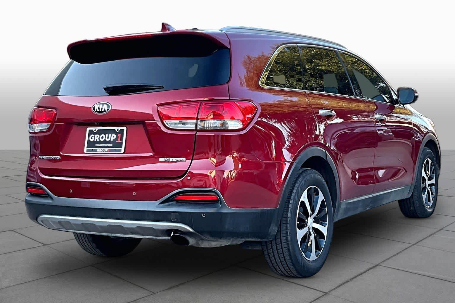 Used 2017 Kia Sorento EX FWD image 13