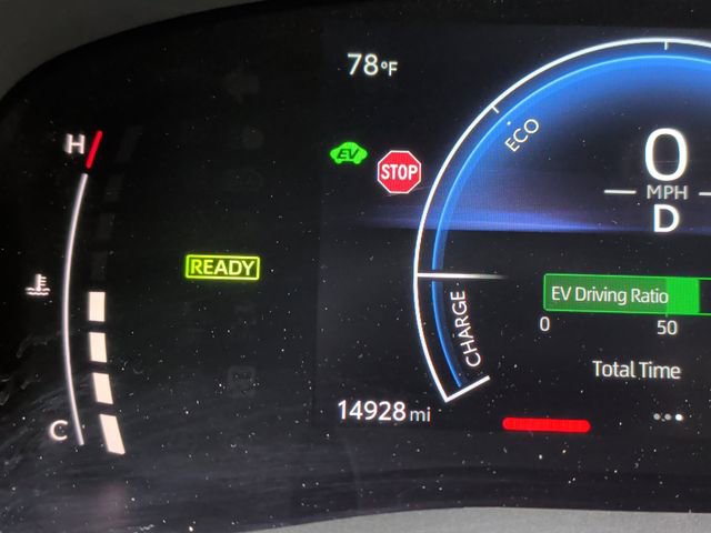 Used 2025 Toyota Camry LE w/ Convenience Package FWD image 22