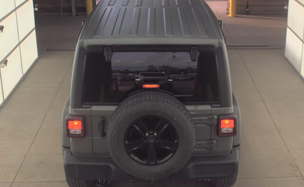 Used 2021 Jeep Wrangler Unlimited Sport AWD/4WD image 6