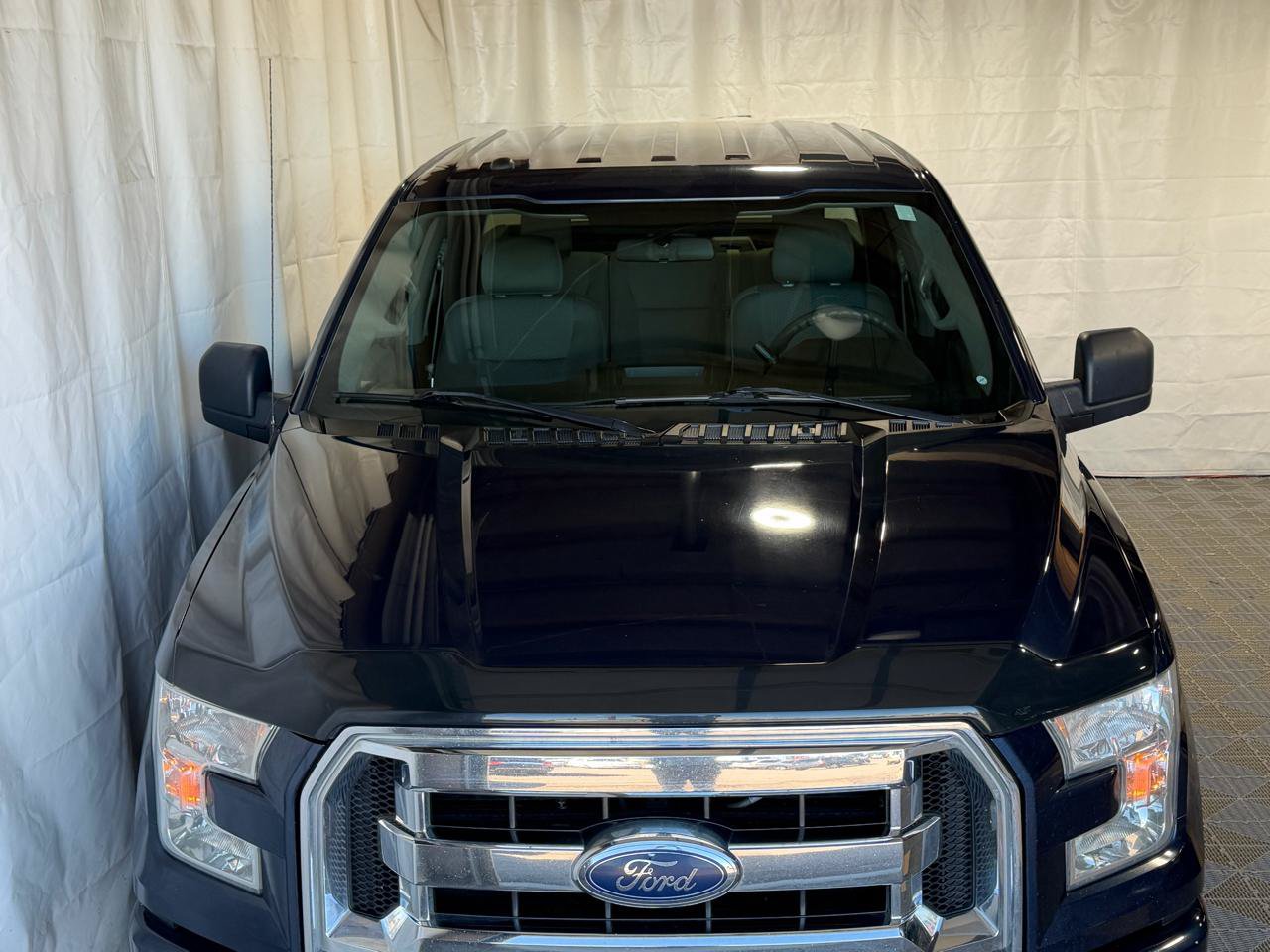 Used 2016 Ford F150 XLT AWD/4WD image 3