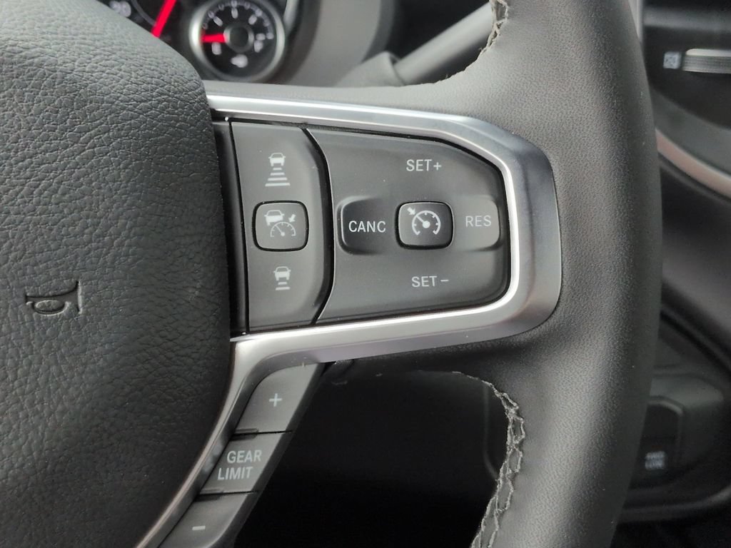 New 2026 RAM 2500 Big Horn AWD/4WD image 21