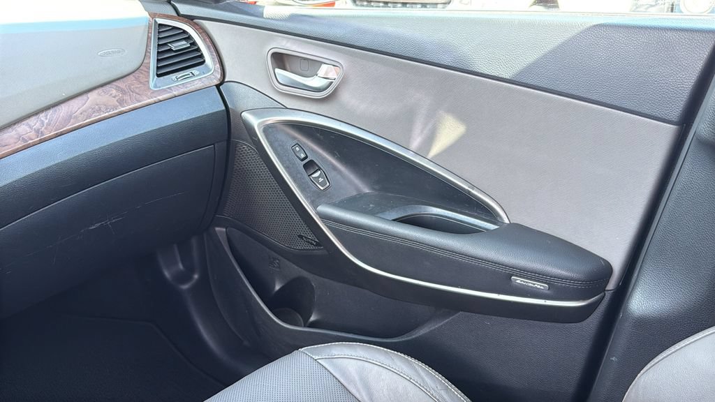 Used 2018 Hyundai Santa Fe FWD image 28