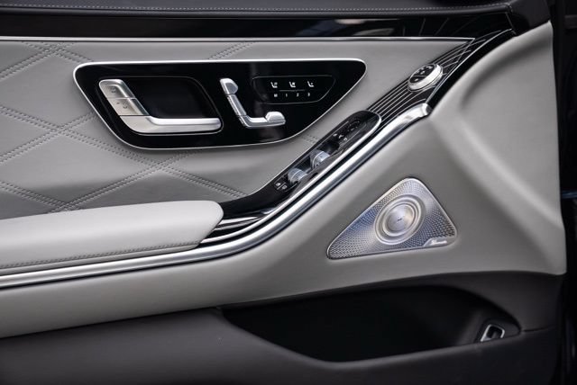 Used 2025 Mercedes-Benz Maybach S 580 4MATIC image 29