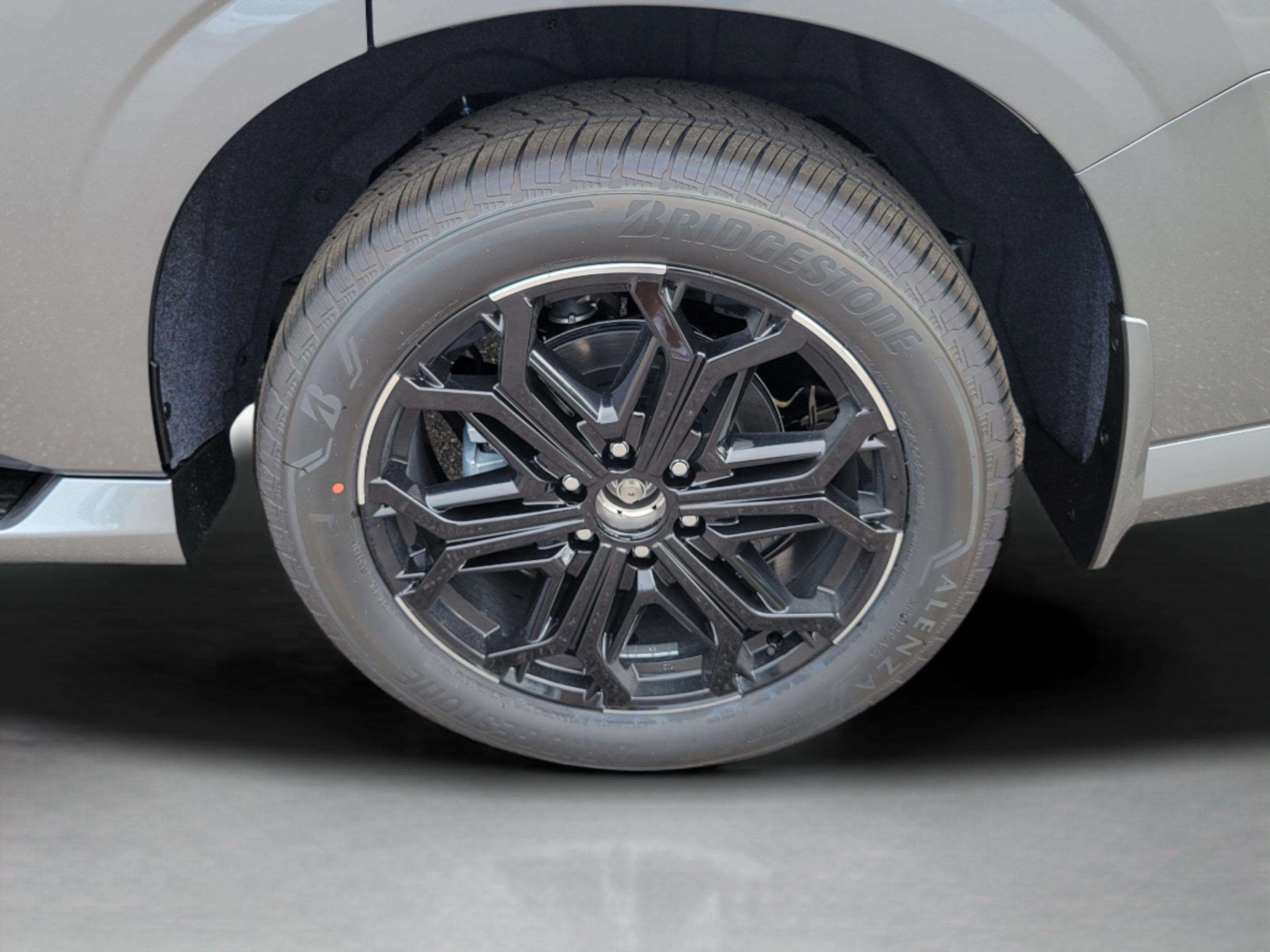Certified 2026 INFINITI QX80 4WD w/ Sport Exterior Package image 33