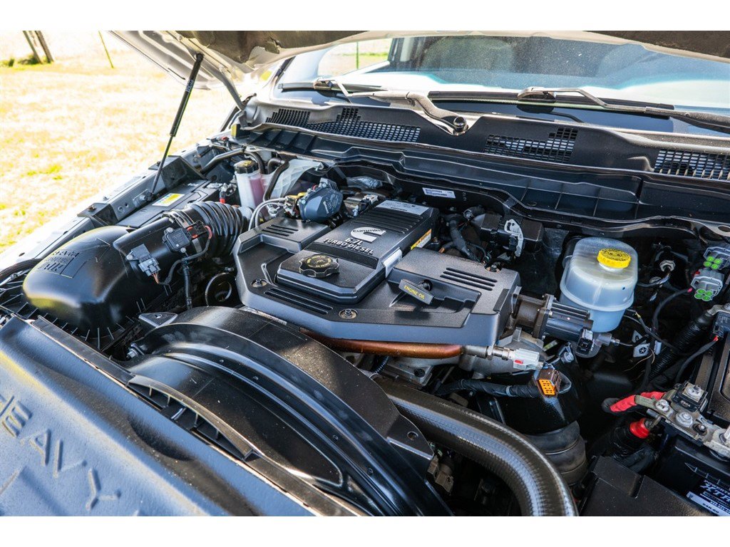 Used 2018 RAM 2500 Tradesman w/ Chrome Appearance Group image 39