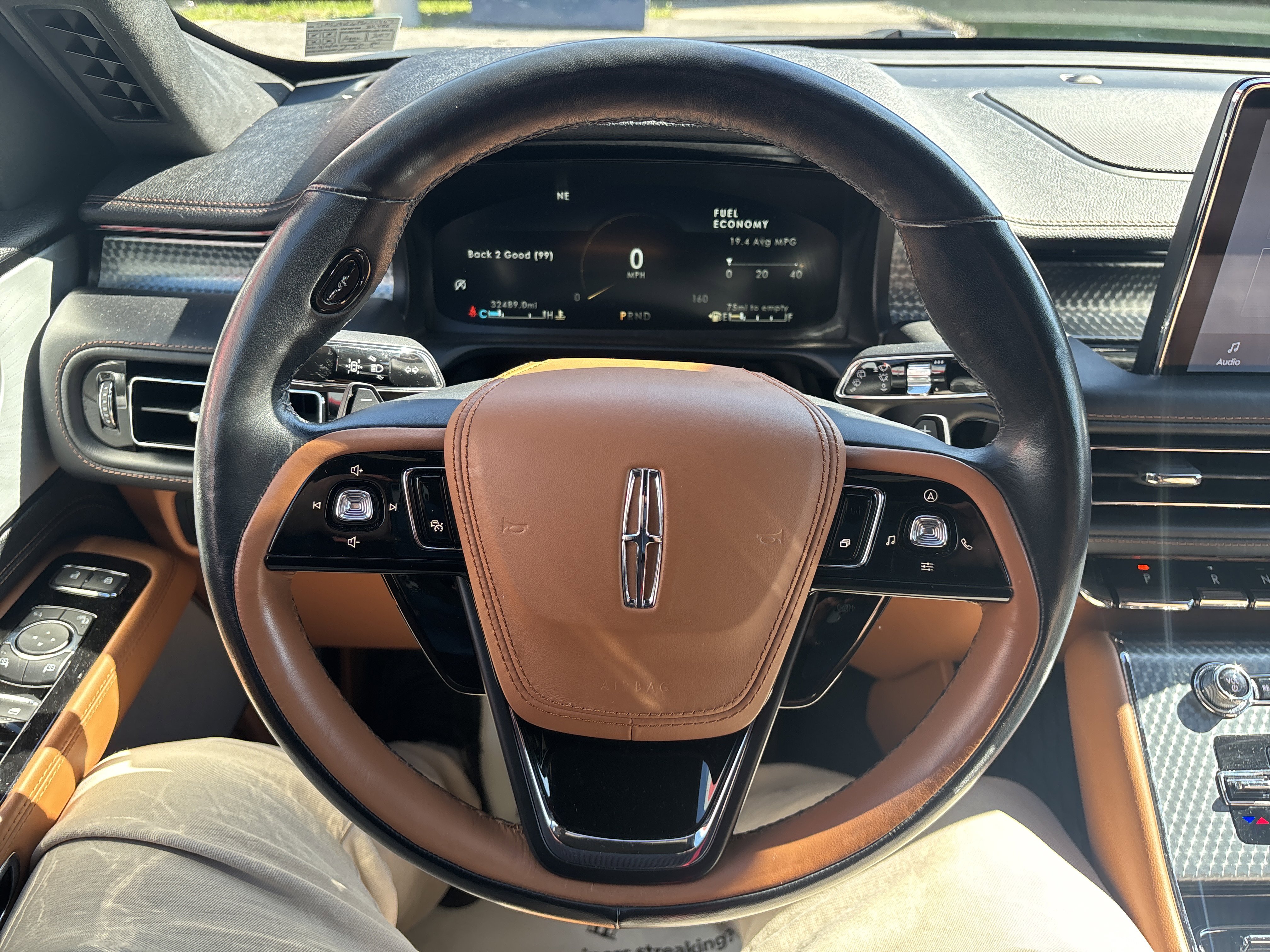 Used 2023 Lincoln Aviator Black Label w/ Dynamic Handling Package AWD/4WD image 19