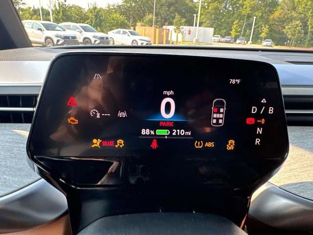 New 2025 Volkswagen ID. Buzz Pro S image 13