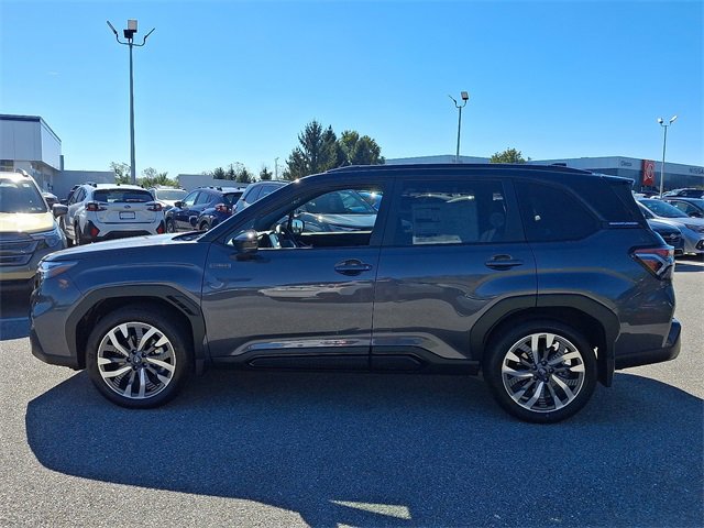 New 2025 Subaru Forester Touring image 7