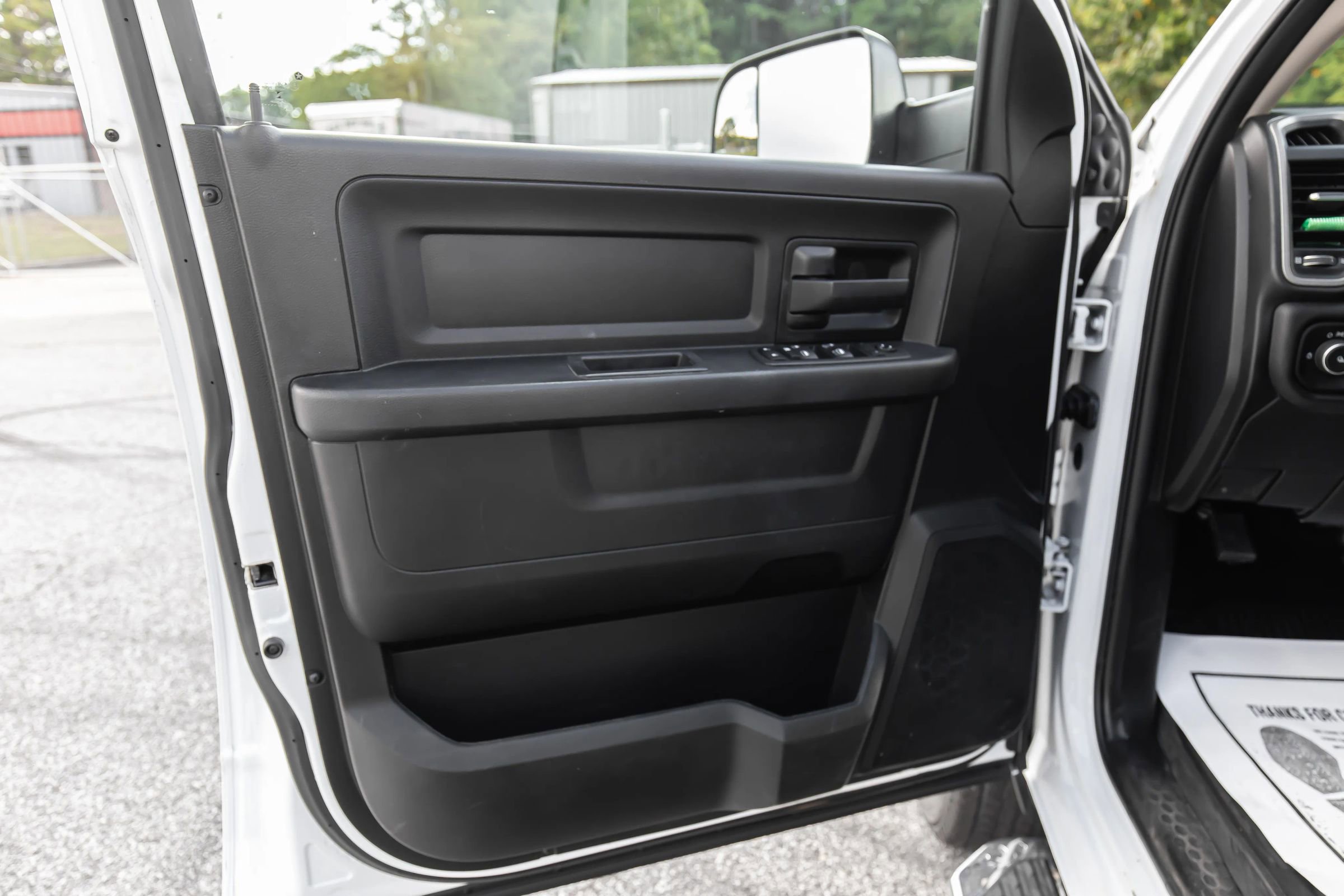 Used 2020 RAM 3500 Tradesman w/ Chrome Appearance Group image 19