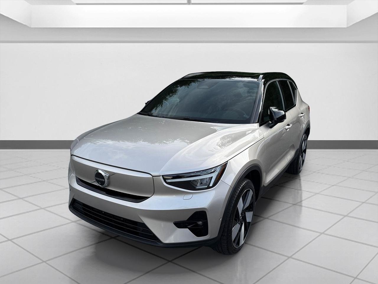 Used 2023 Volvo XC40 Recharge Ultimate AWD/4WD image 10
