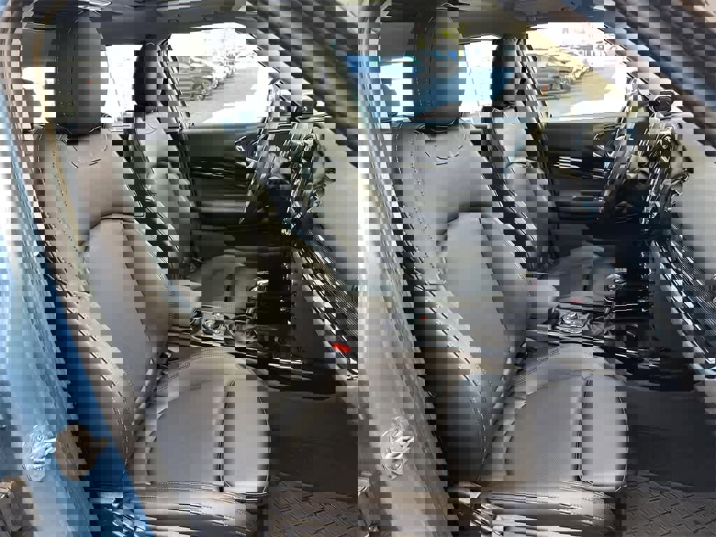 Used 2019 MINI Cooper Clubman S image 14