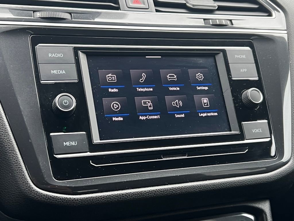 Used 2024 Volkswagen Tiguan S image 22