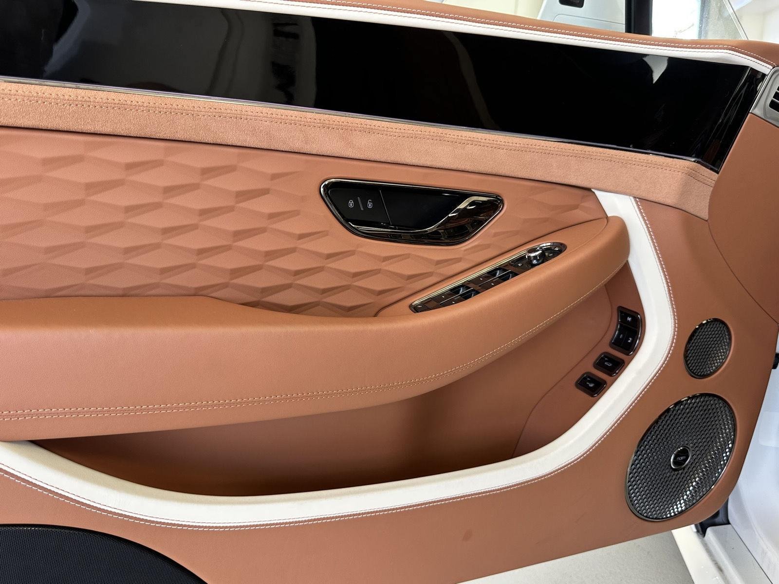 New 2025 Bentley Continental GT Speed AWD/4WD image 8