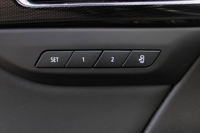 Used 2022 Buick Envision Essence w/ Safety Package image 12