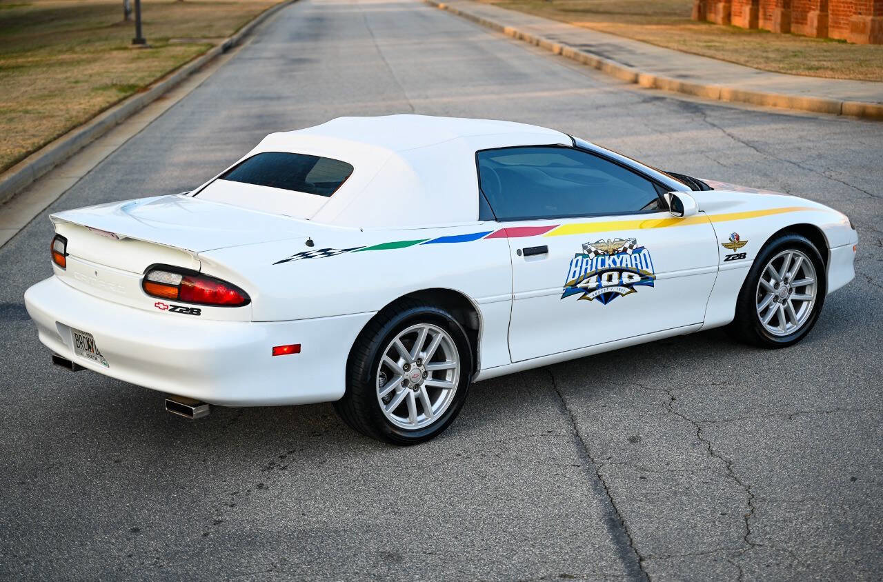 Used 1997 Chevrolet Camaro Z28 image 5