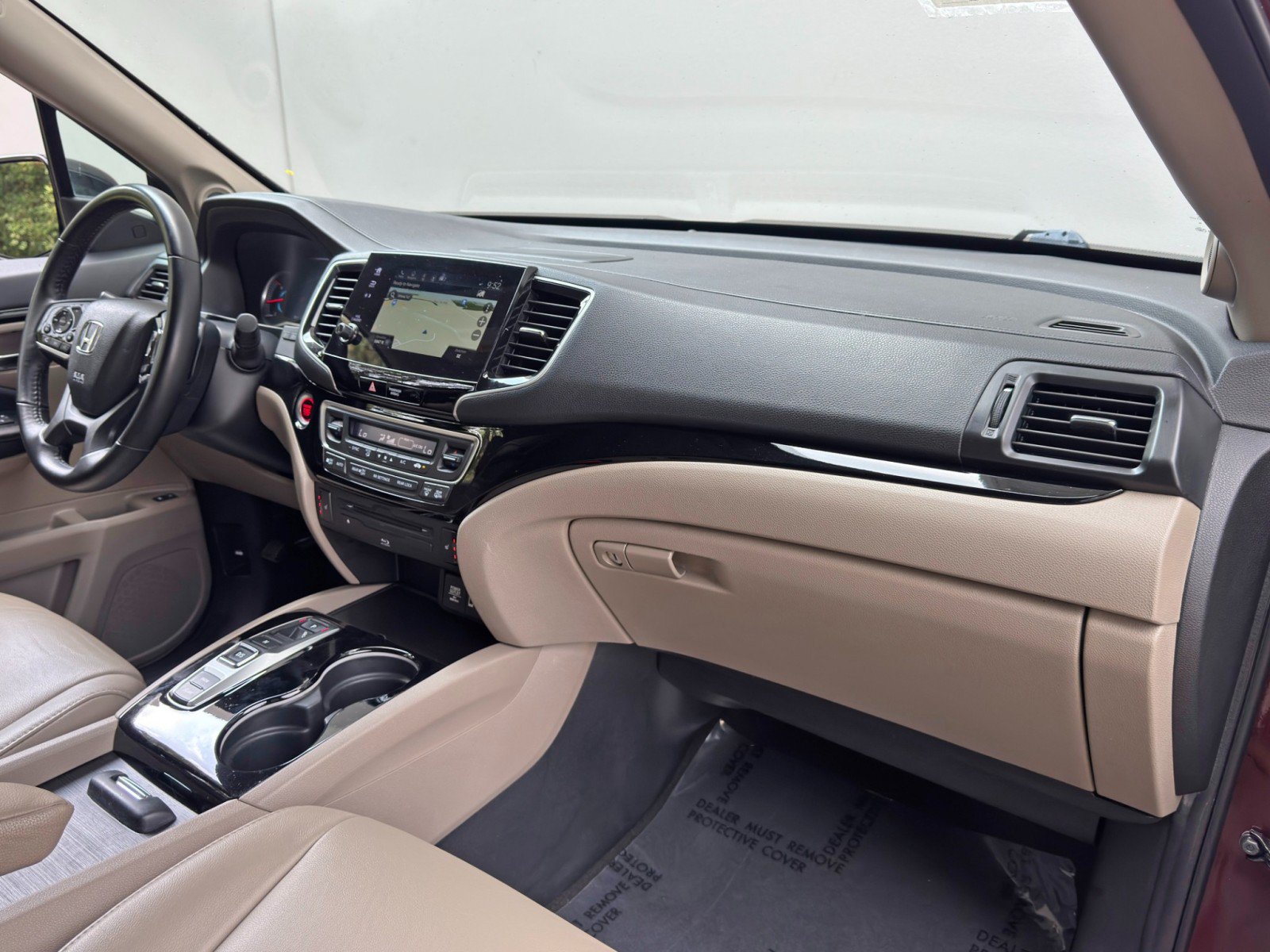 Used 2021 Honda Pilot Touring image 14