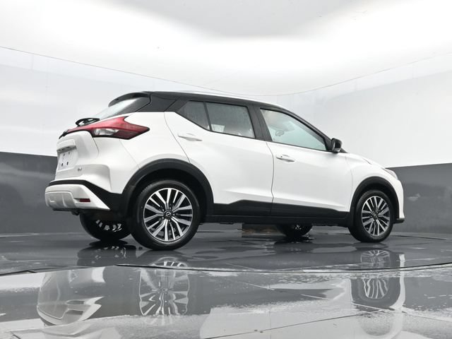 Used 2023 Nissan Kicks SV FWD image 23