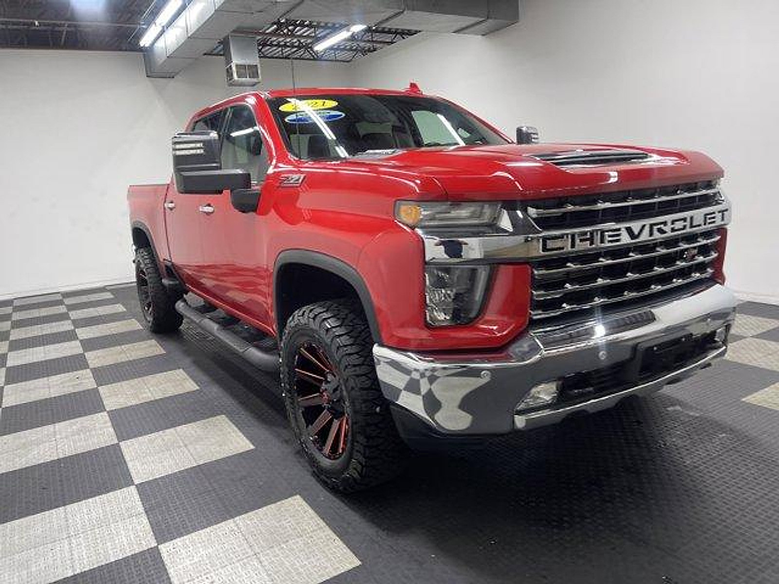 Used 2021 Chevrolet Silverado 2500 LTZ w/ LTZ Premium Package AWD/4WD image 5