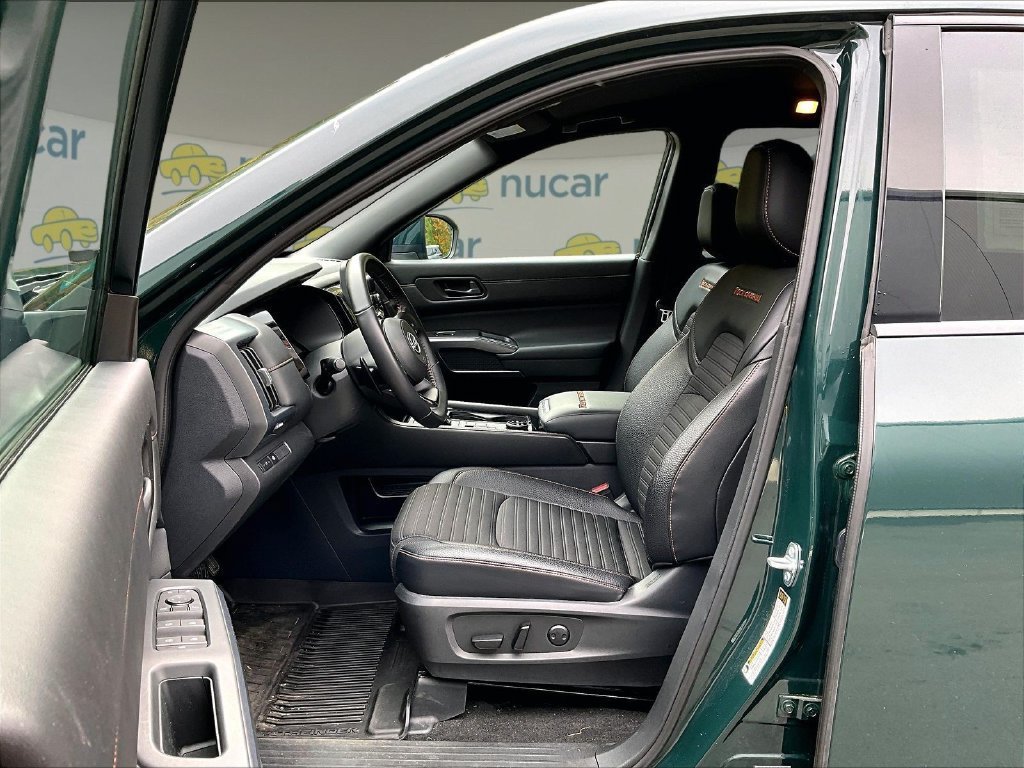 Used 2024 Nissan Pathfinder Rock Creek AWD/4WD image 10