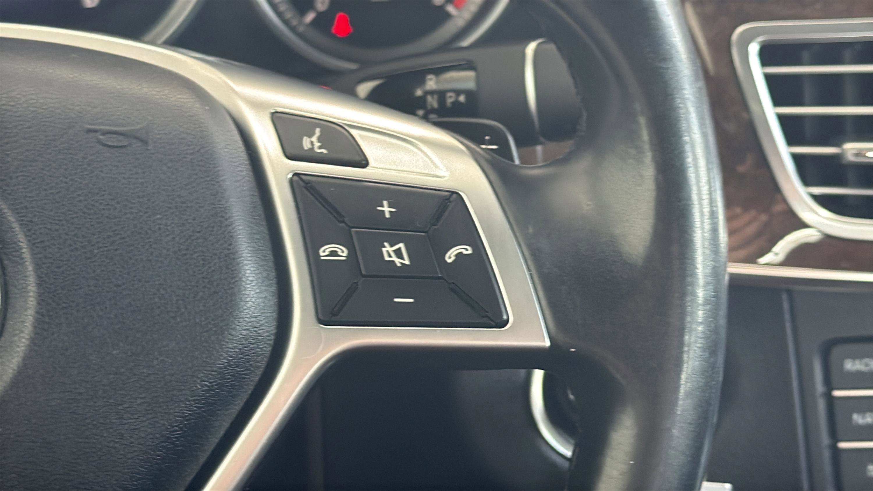 Used 2016 Mercedes-Benz E 350 Sedan image 37