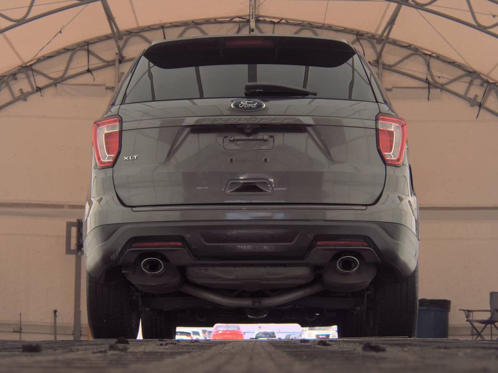 Used 2018 Ford Explorer XLT w/ Equipment Group 202A FWD image 8