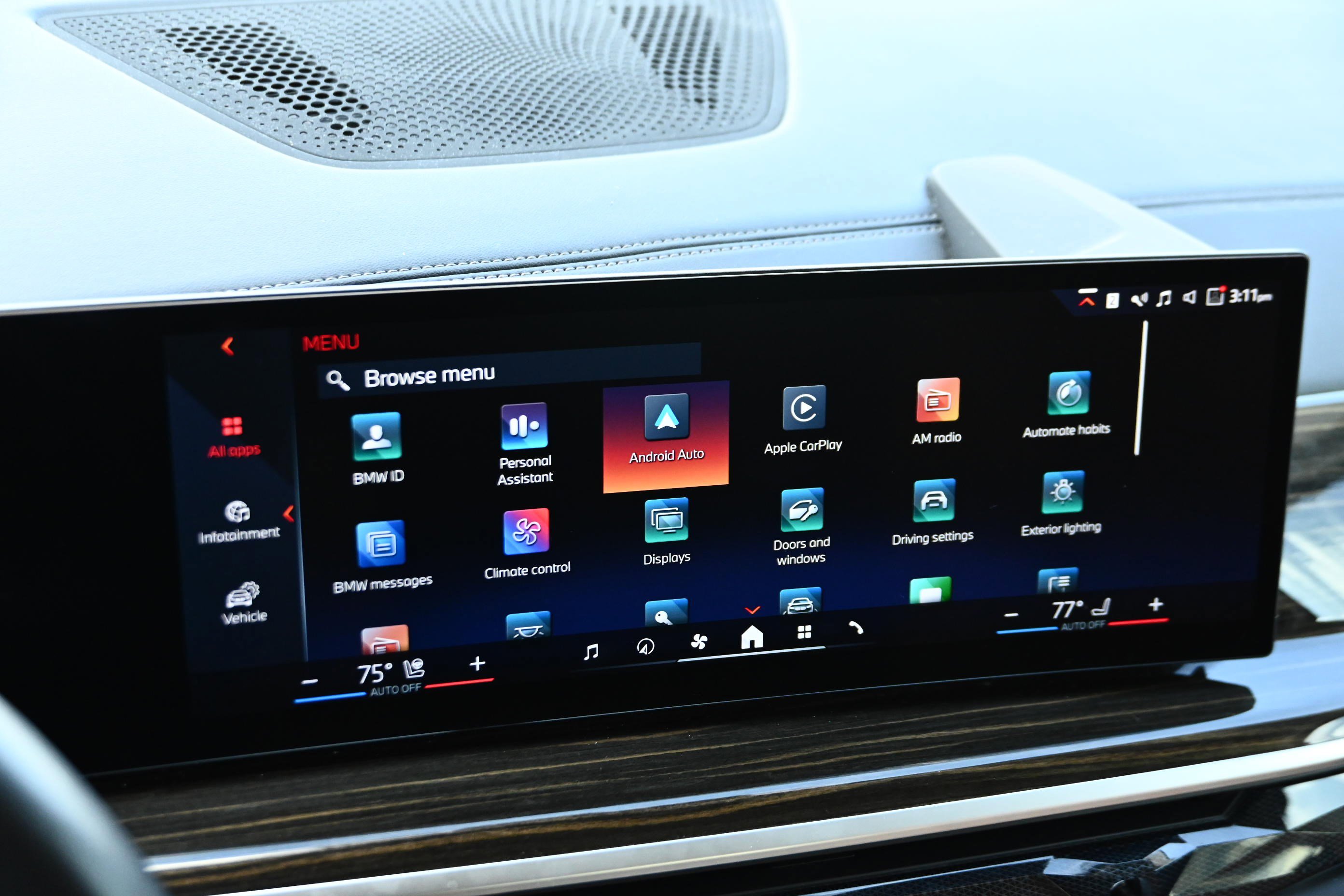 Certified 2024 BMW X7 xDrive40i w/ Premium Package image 19