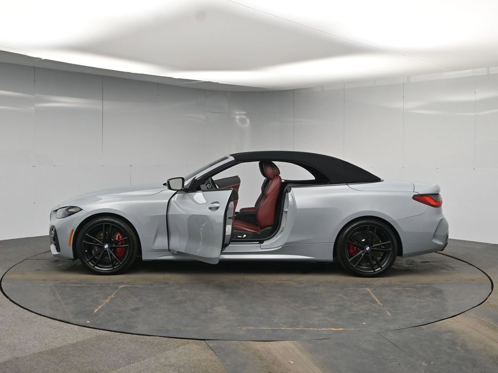 Used 2022 BMW 440i xDrive Convertible w/ Premium Package image 49