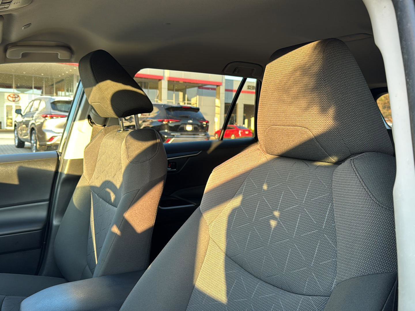 Certified 2023 Toyota RAV4 XLE FWD image 25