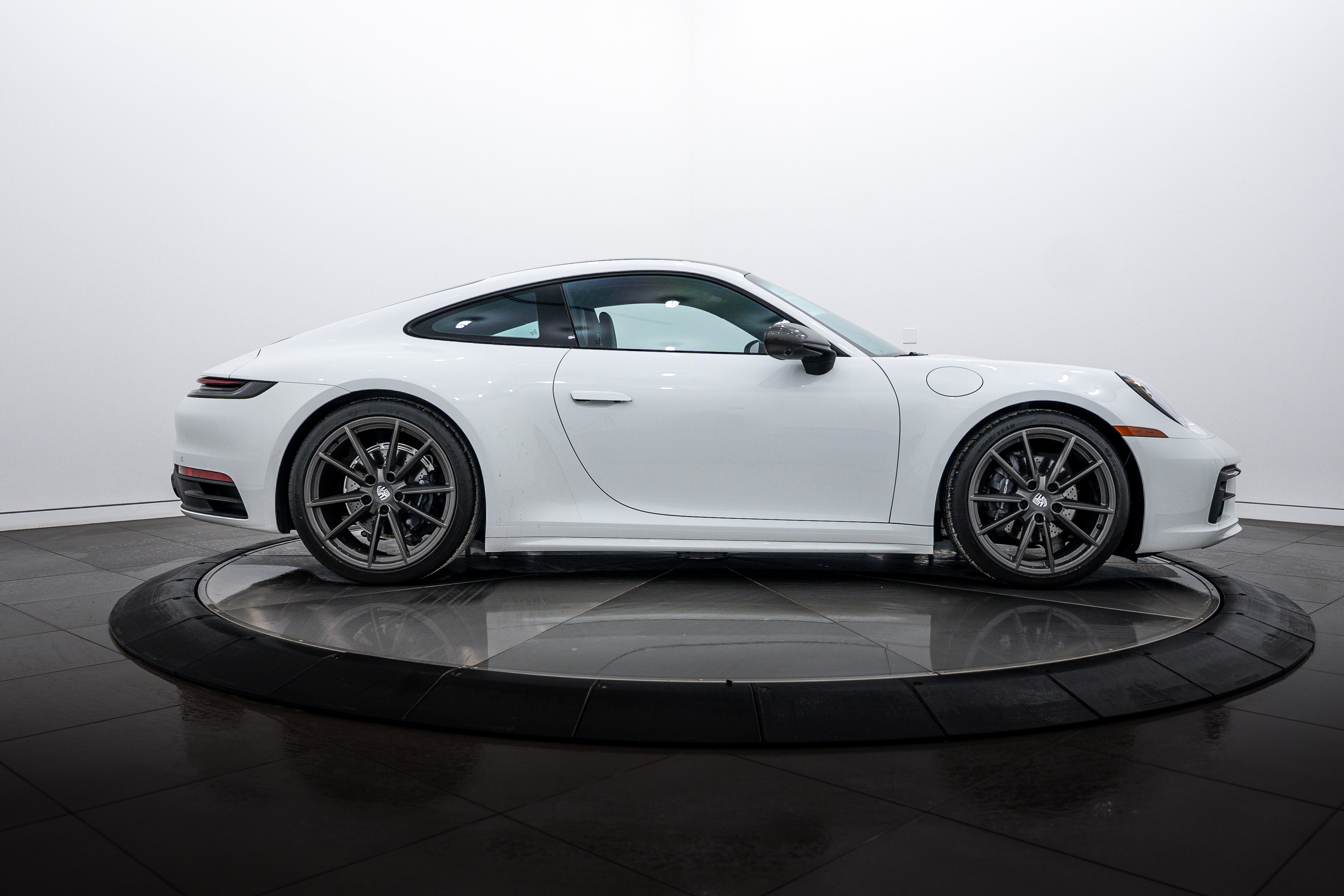 Certified 2024 Porsche 911 Carrera T image 8