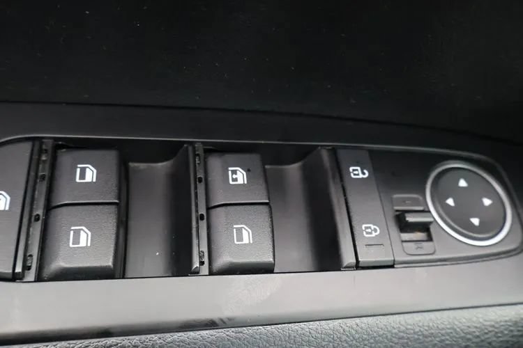 Used 2024 Kia Soul LX w/ Option Group 015 FWD image 21