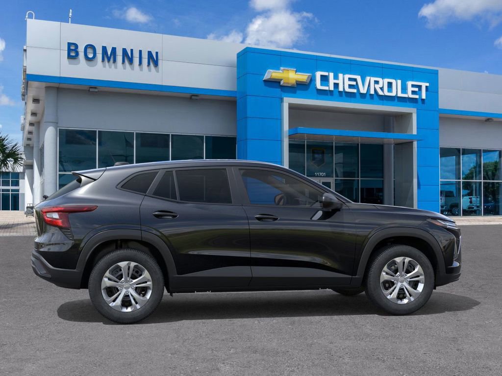 New 2026 Chevrolet Trax LS image 5