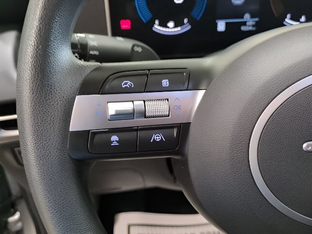 Used 2025 Hyundai Tucson SE AWD/4WD image 22